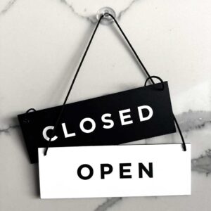 Open Close Board